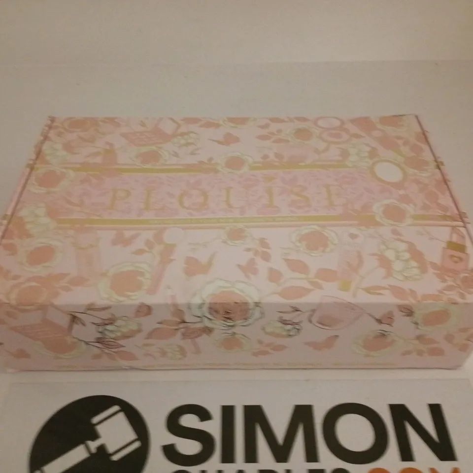 BOXED P.LOUISE MYSTERY GIFT BOX