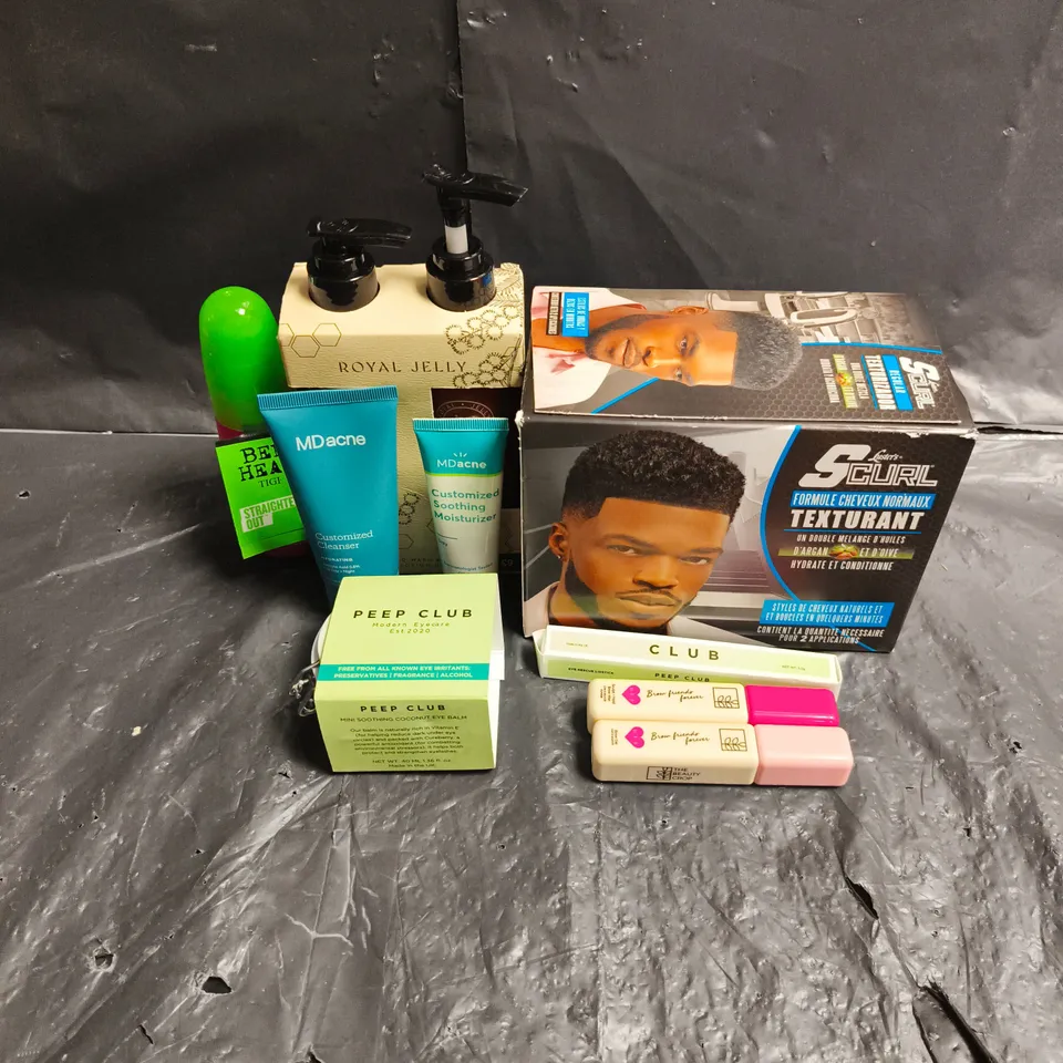APPROXIMATEY 20 ASSORTED HEALTH AND BEAUTY PRODUCTS TO INCLUDE - PEEP CLUB COCONUT EYE BALM - MDACNE CUSTOMIZED CLEANSER - BEDHEAD ANTI-FRIZZ SERUM - ETC