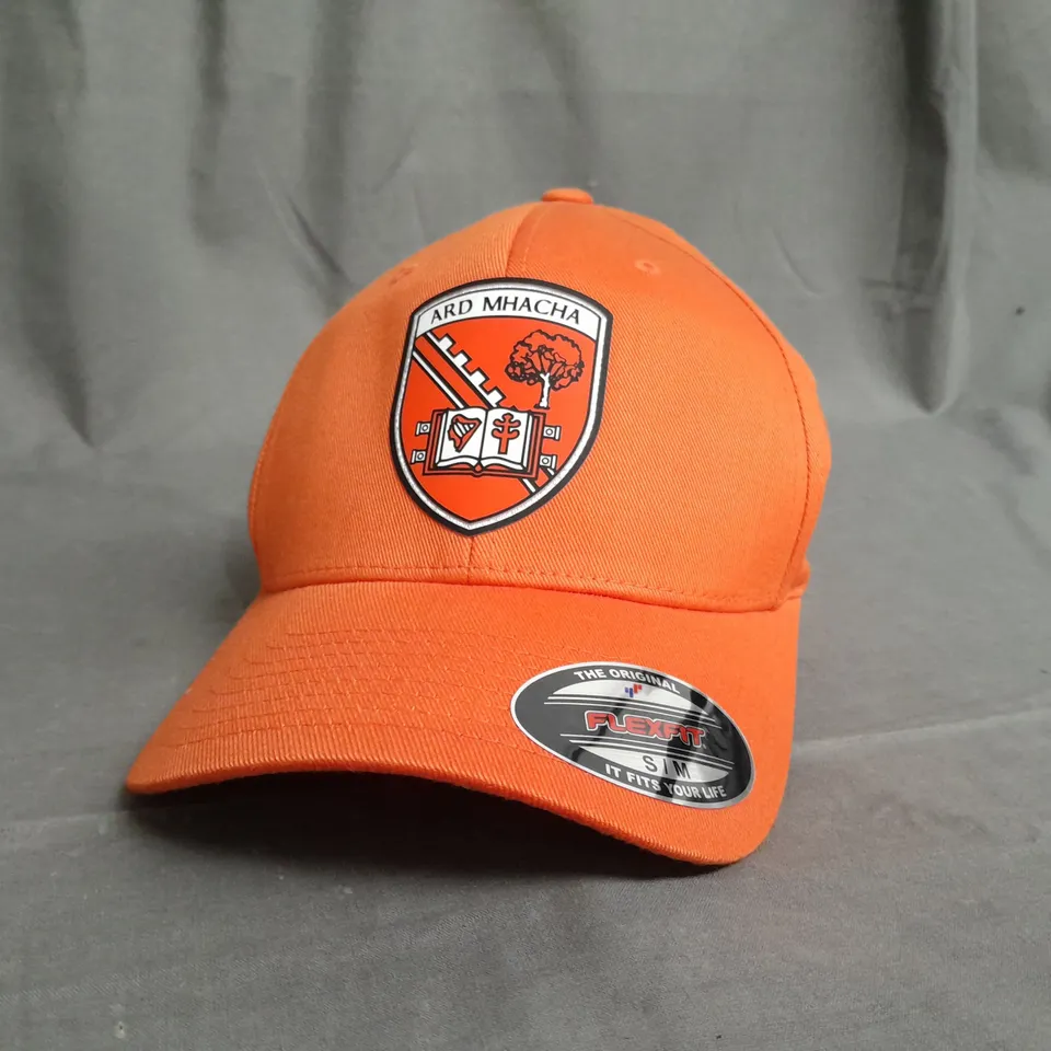 MC KEEVER ARMAGH GAA PEAKED HAT