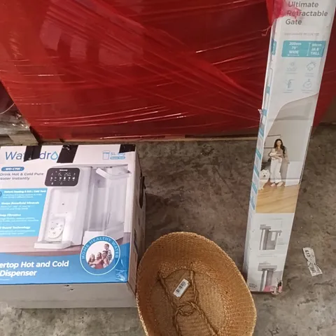 PALLET OF ASSORTED ITEMS TO INCLUDE - 5L WATER TANK, BASKET, PERMA CHILD SAFETY GATE 