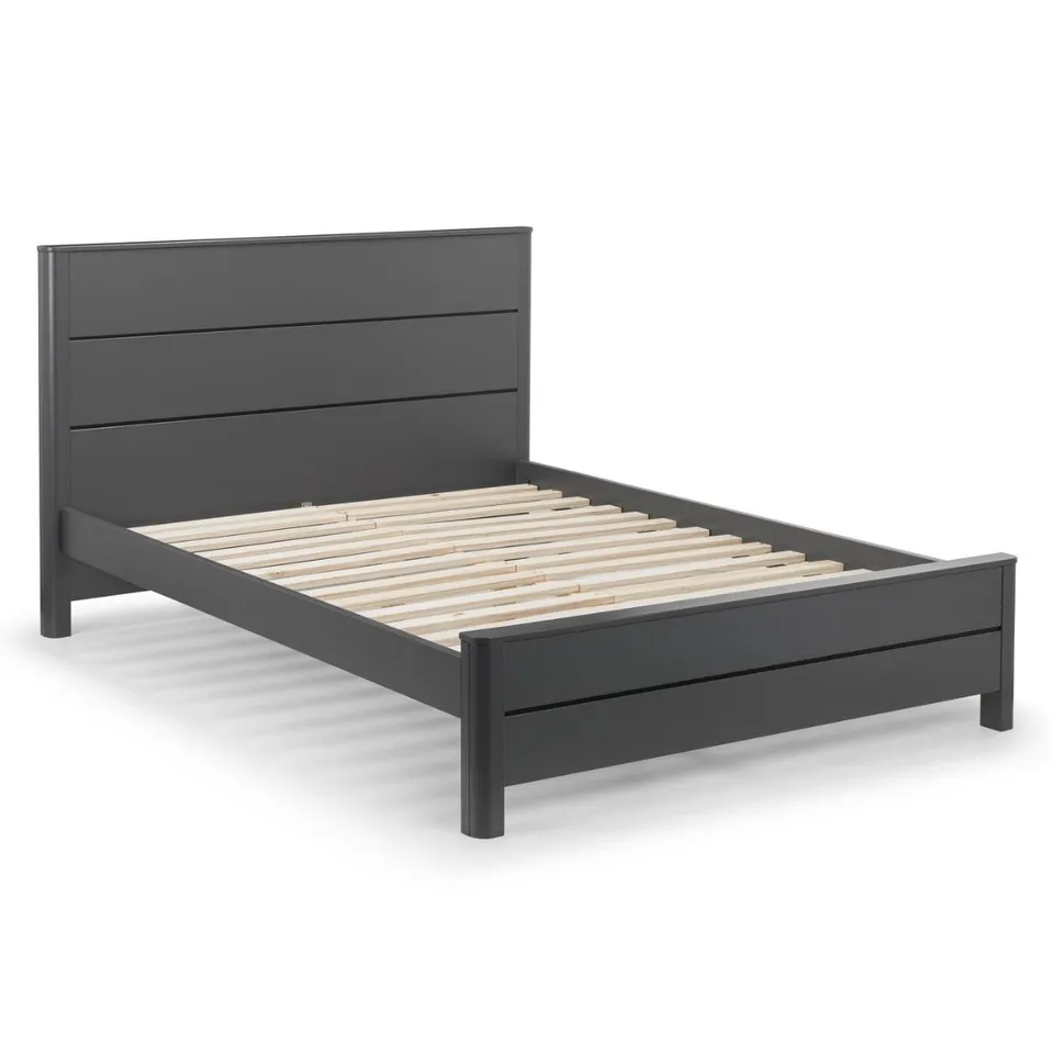 BOXED JULIAN BOWEN CHLOE GREY KING SIZE BED (2 BOXES)