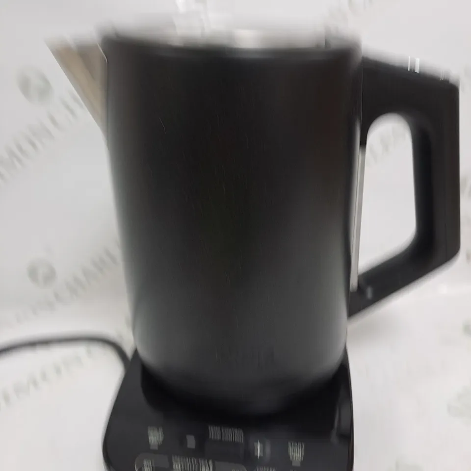 BOXED NINJA PERFECT TEMPERATURE KETTLE KT200UK