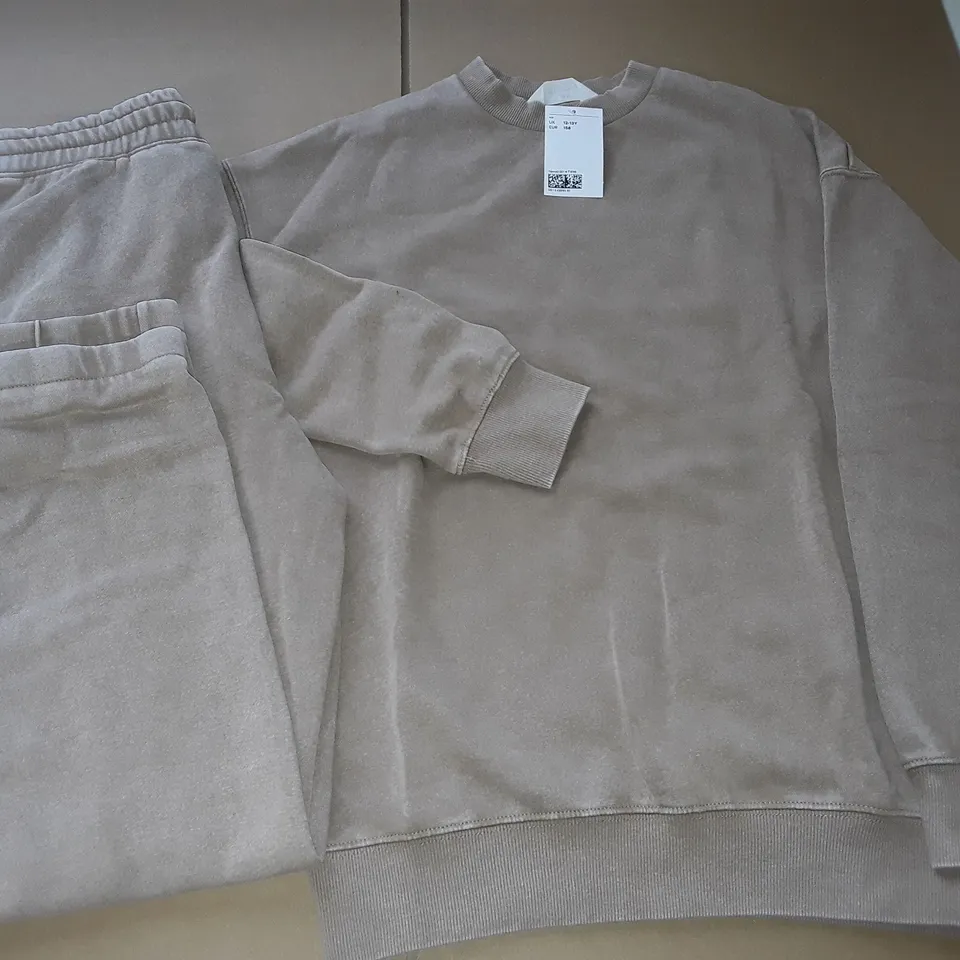 H&M LIGHT BROWN KIDS LOUNGE SET - 13/14 YRS