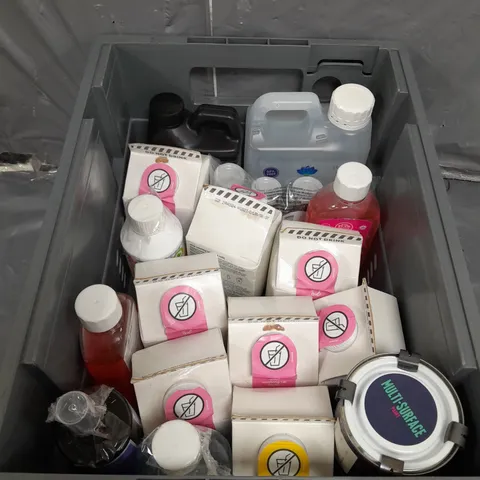 TOTE OF APPROX 10 CLEANING PRODUCTS TO INCLUDE , WASHING UP LIQUID , PAINT , ETC
