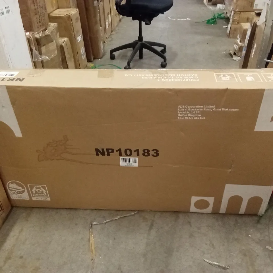 BOXED RATTAN SUN LOUNGER WITH CUSHION
