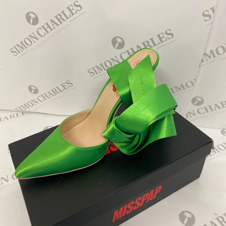 BOXED PAIR OF MISSPAP GREEN HIGH HEELS SIZE 7