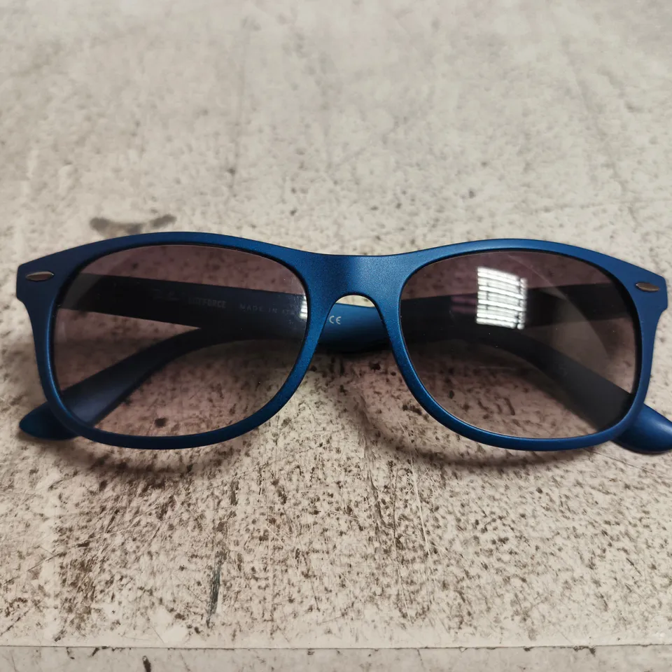 RAY-BAN BLUE WAYFARER SUNGLASSES WITH CASE