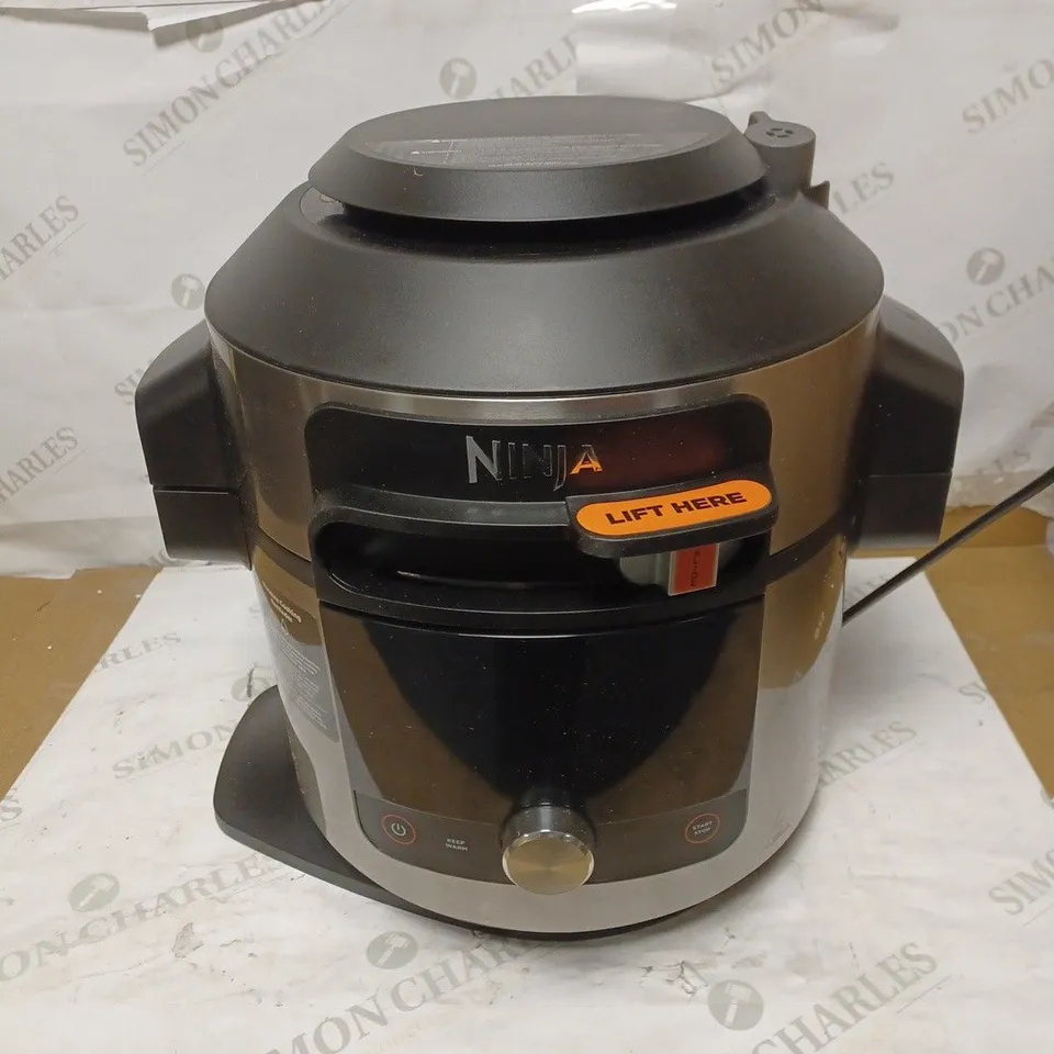 NINJA FOODI MAX SMARTLID MULTI-COOKER