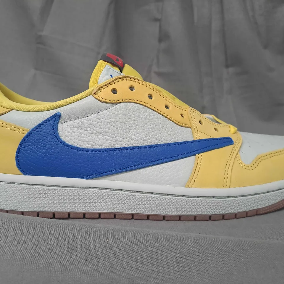 BOXED PAIR OF NIKE TRAVIS SCOTT AIR JORDAN SHOES IN YELLOW/GREY/BLUE UK SIZE 9