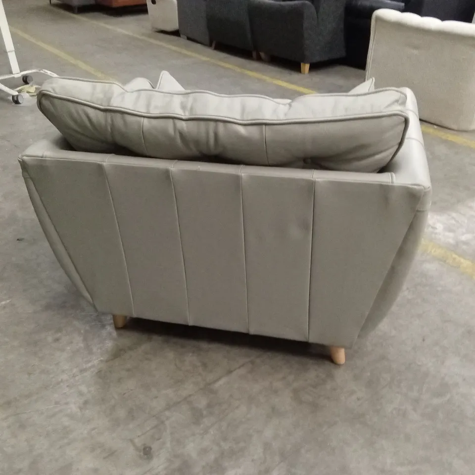 MARYLIN LEATHER SNUGGLE CHAIR