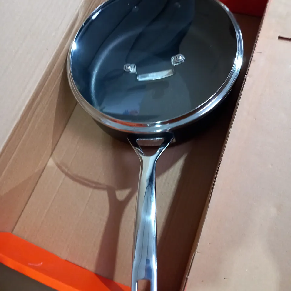 LE CREUSET TOUCHENED NON-STICK, 28CM SHALLOW FRYING PAN