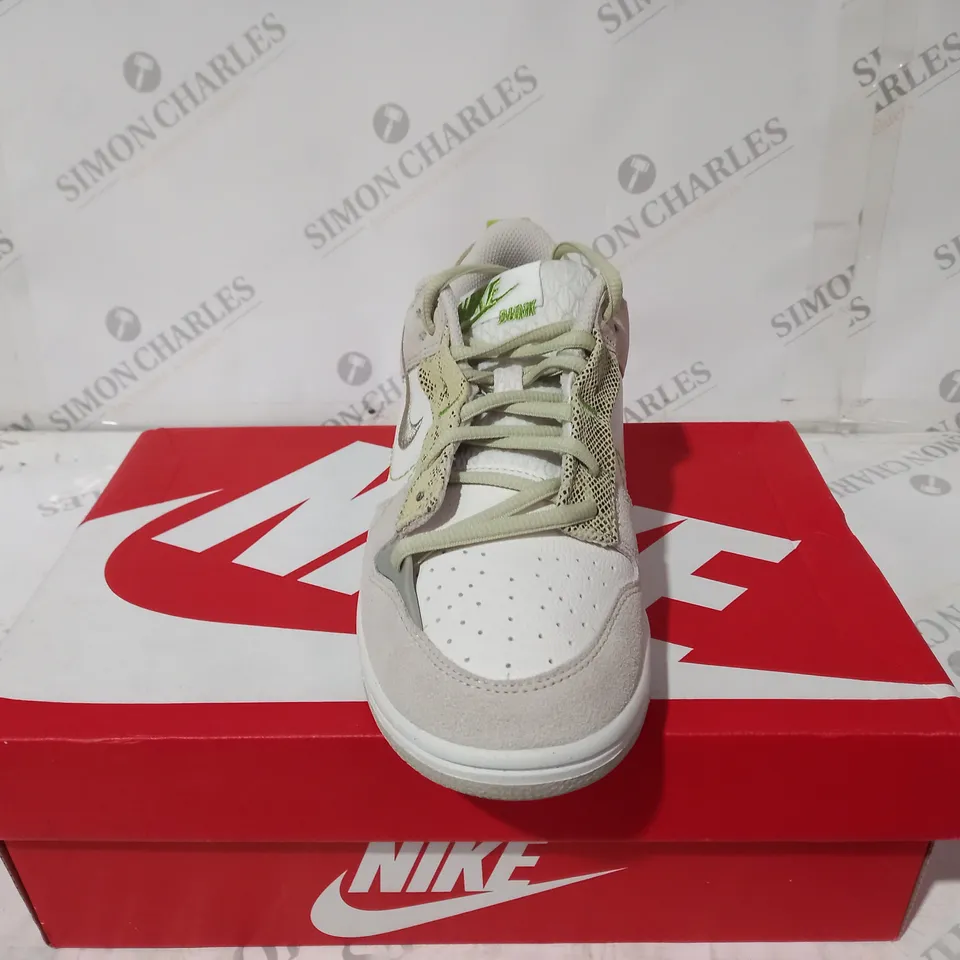 NIKE DUNK DISRUPT 2 GREY SIZE 6