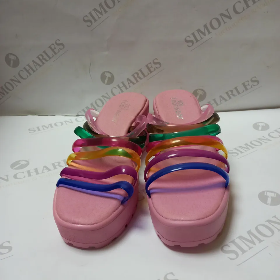 DESIGNER KOI VEGAN LOLLIPOPS PINK STRAPPY SLIDERS SIZE 4