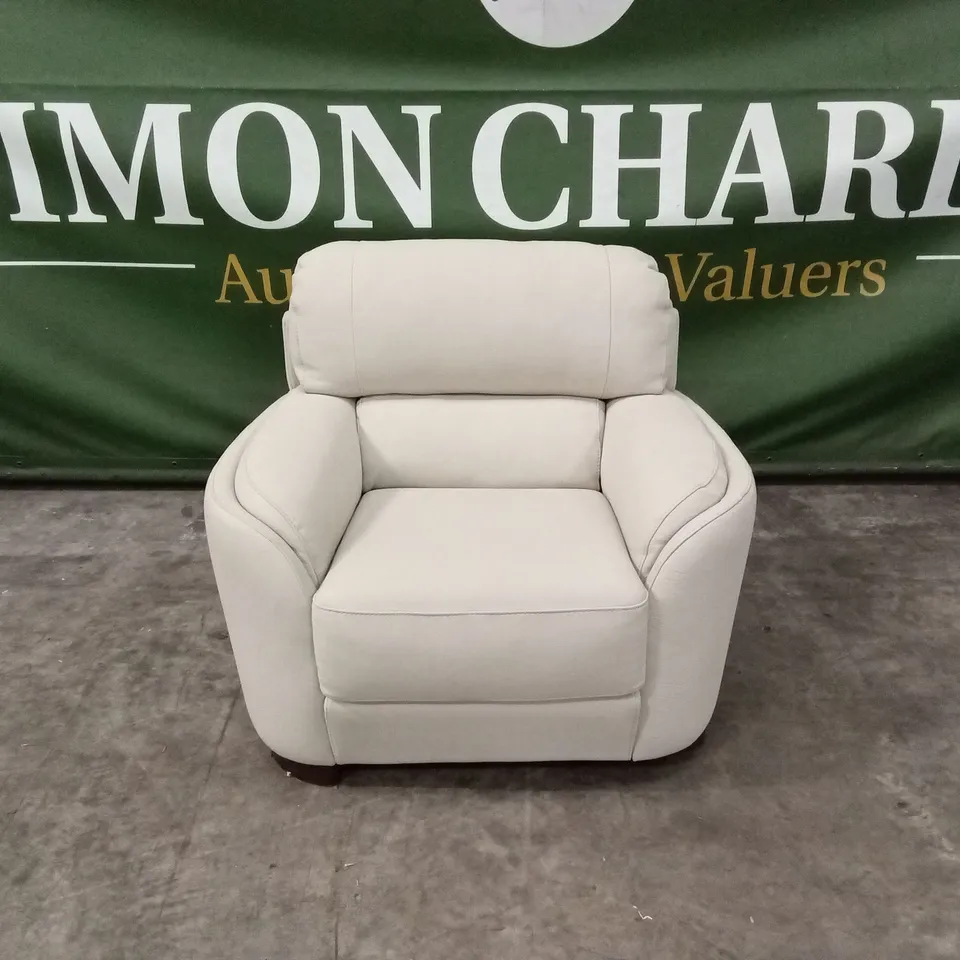 QUALITY DESIGNER ITALIAN MADE LEATHER ARMCHAIR