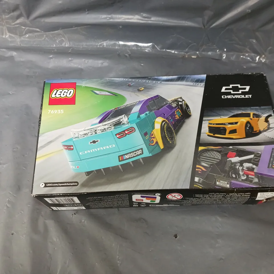 LEGO SPEED CHAMPIONS NASCAR NEXT GEN CHEVROLET CAMARO ZL1 76935 9+