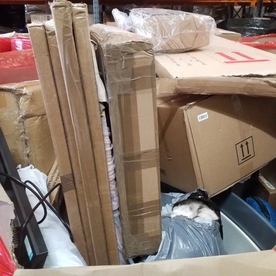 PALLET CONTAINING ASSORTED PRODUCTS INCLUDING FULL LENGTH MIRROR, FOLDABLE PLAY MAT, BABY WALKER & DAY AND NIGHT ROLLER BLIND