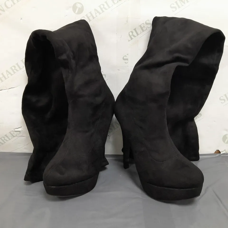 BOXED PAIR OF KOI HIGH HEEL KNEE-HIGH MICROFIBRE SHOES IN BLACK SIZE 6