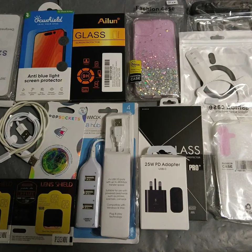 LOT OF ASSORTED MOBILE PHONE ACCESSORIES TO INCLUDE CASES, SCREEN PROTECTORS AND CHARGERS