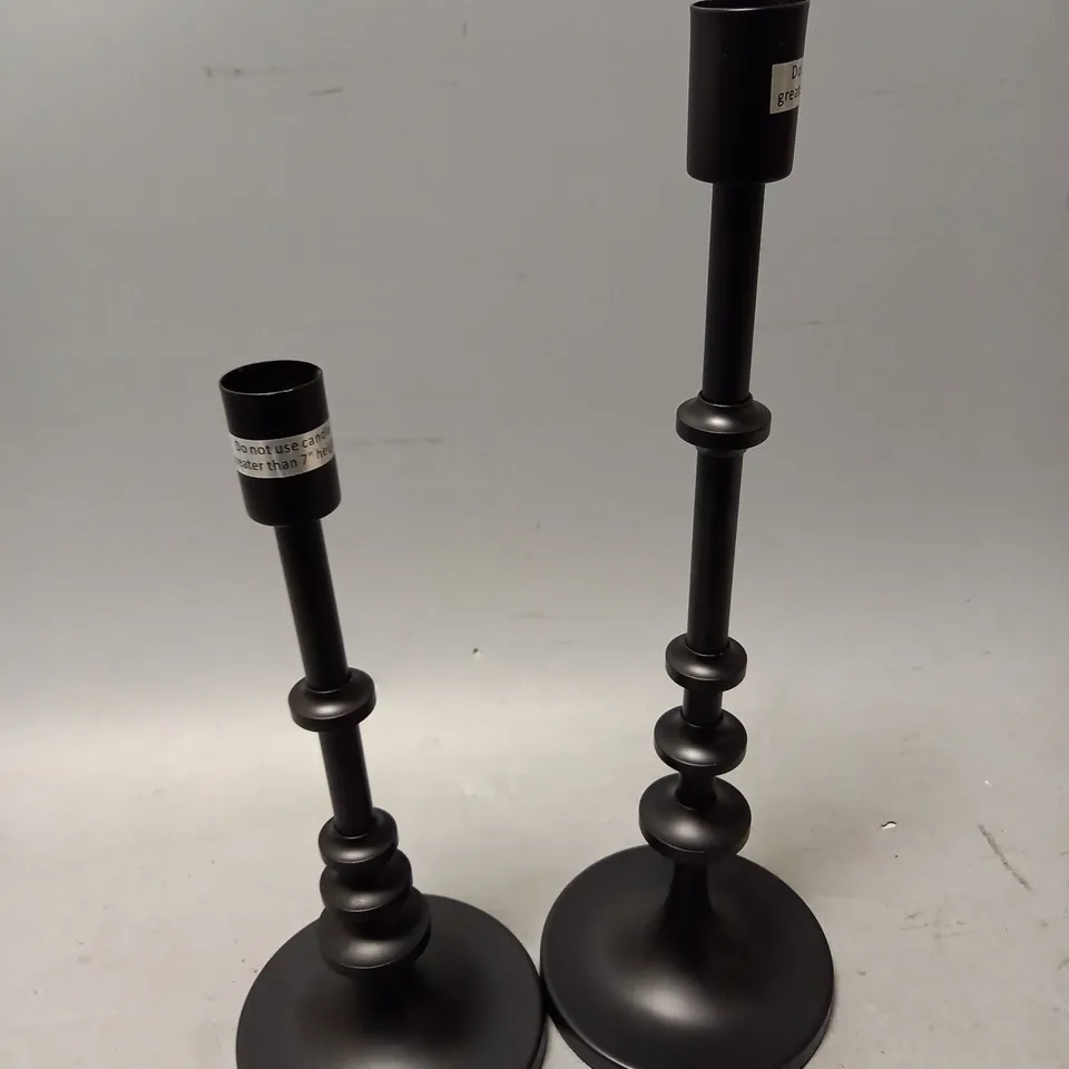 SET OF 2 BLACK METAL CANDLE HOLDER