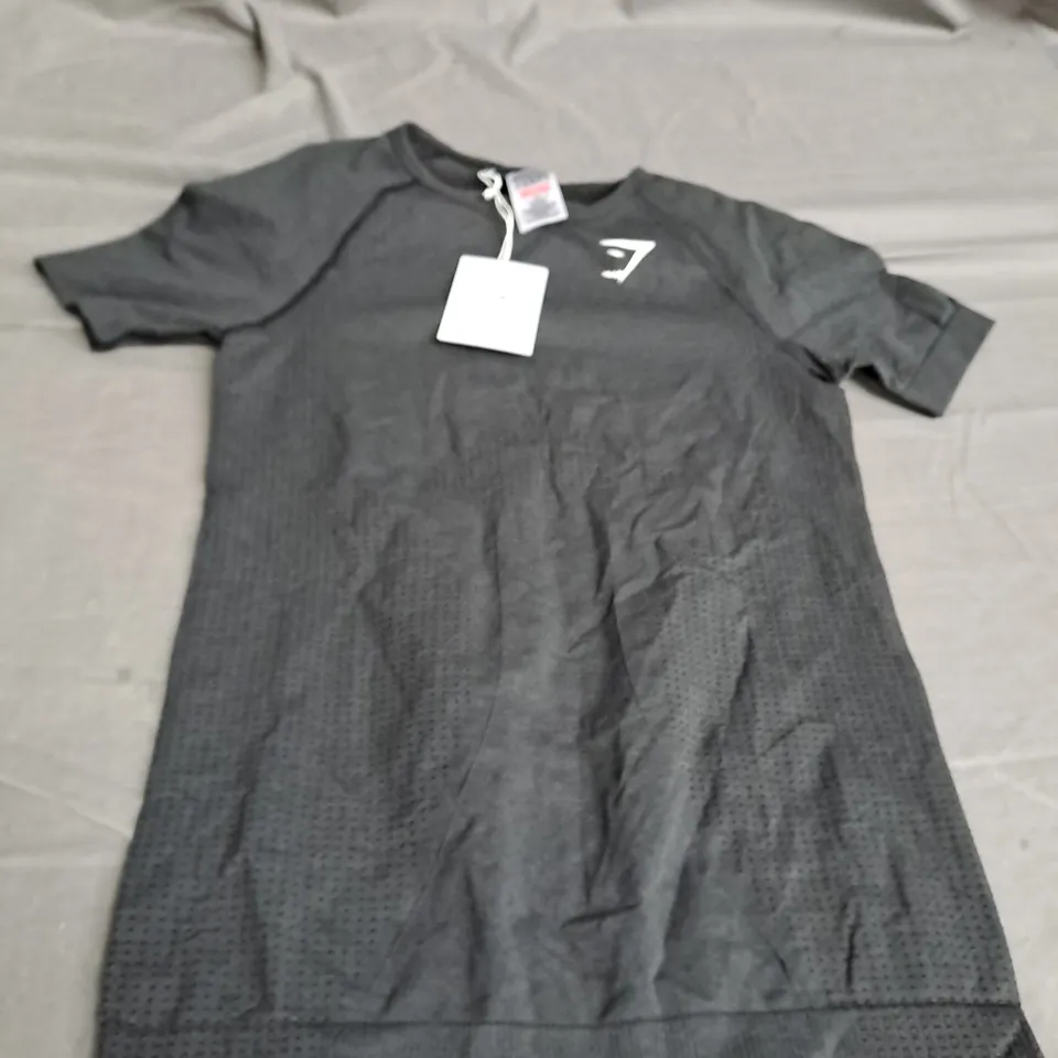 BLACK GYMSHARK TOP SIZE M 