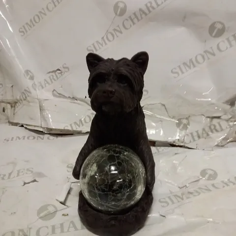 INNOVATORS DOG WITH ORB GARDEN DECORATION