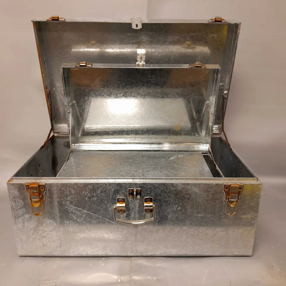 SET OF 3 TRUNKS 