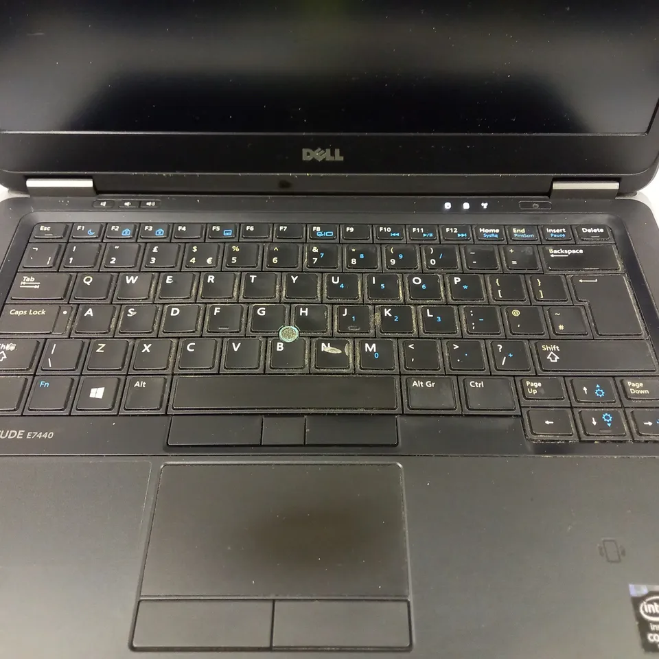 DELL LATITUDE E7440 LAPTOP IN SILVER