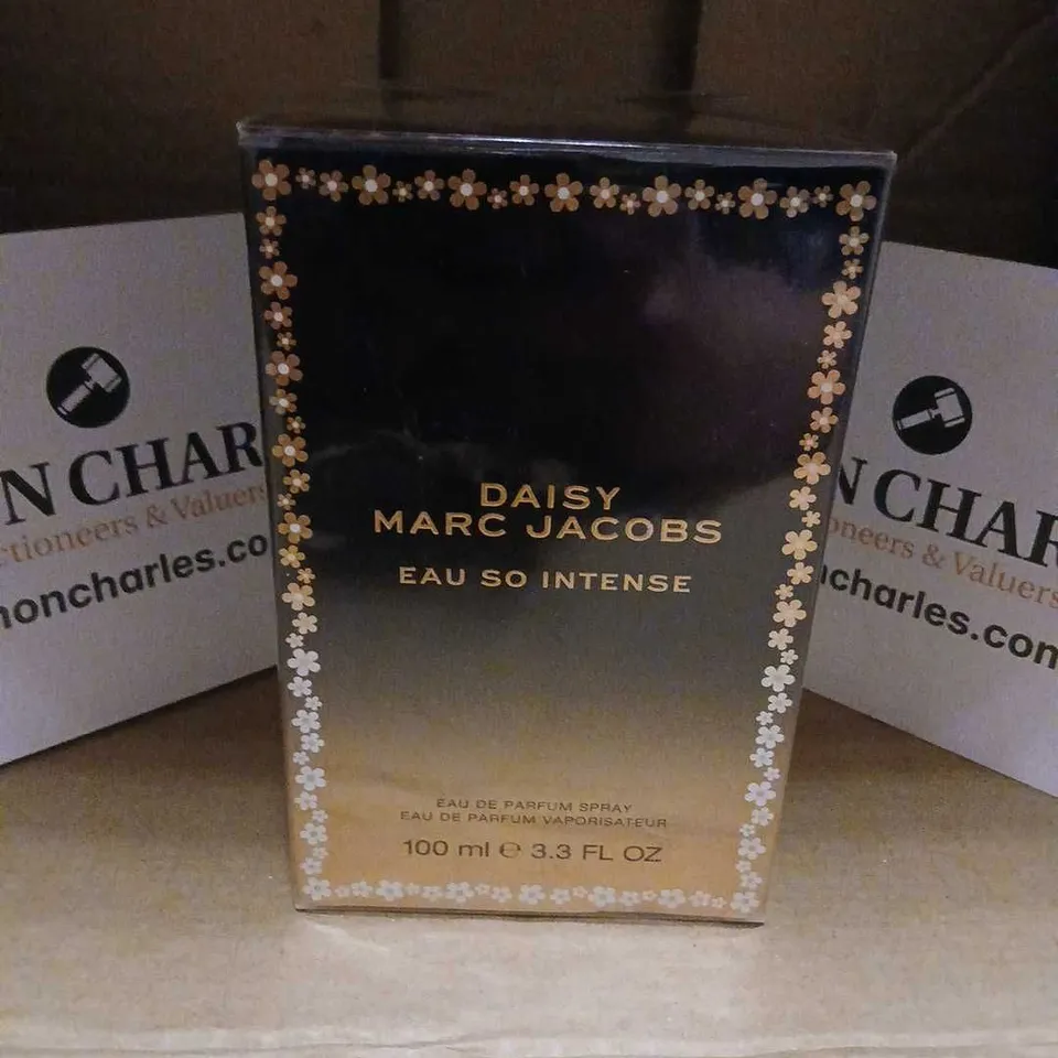 BOXED DAISY MARC JACOBS EAU SO INTENSE EAU DE PARFUM 100ML 