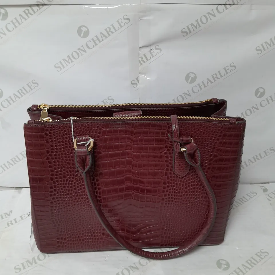 RUTH LANGSFORD FAUX SNAKESKIN LEATHER HANDBAG IN BURGUNDY WITH GOLD DETAILS 