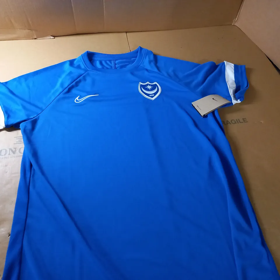 NIKE DRI-FIT FOOTBALL T-SHIRT - XL