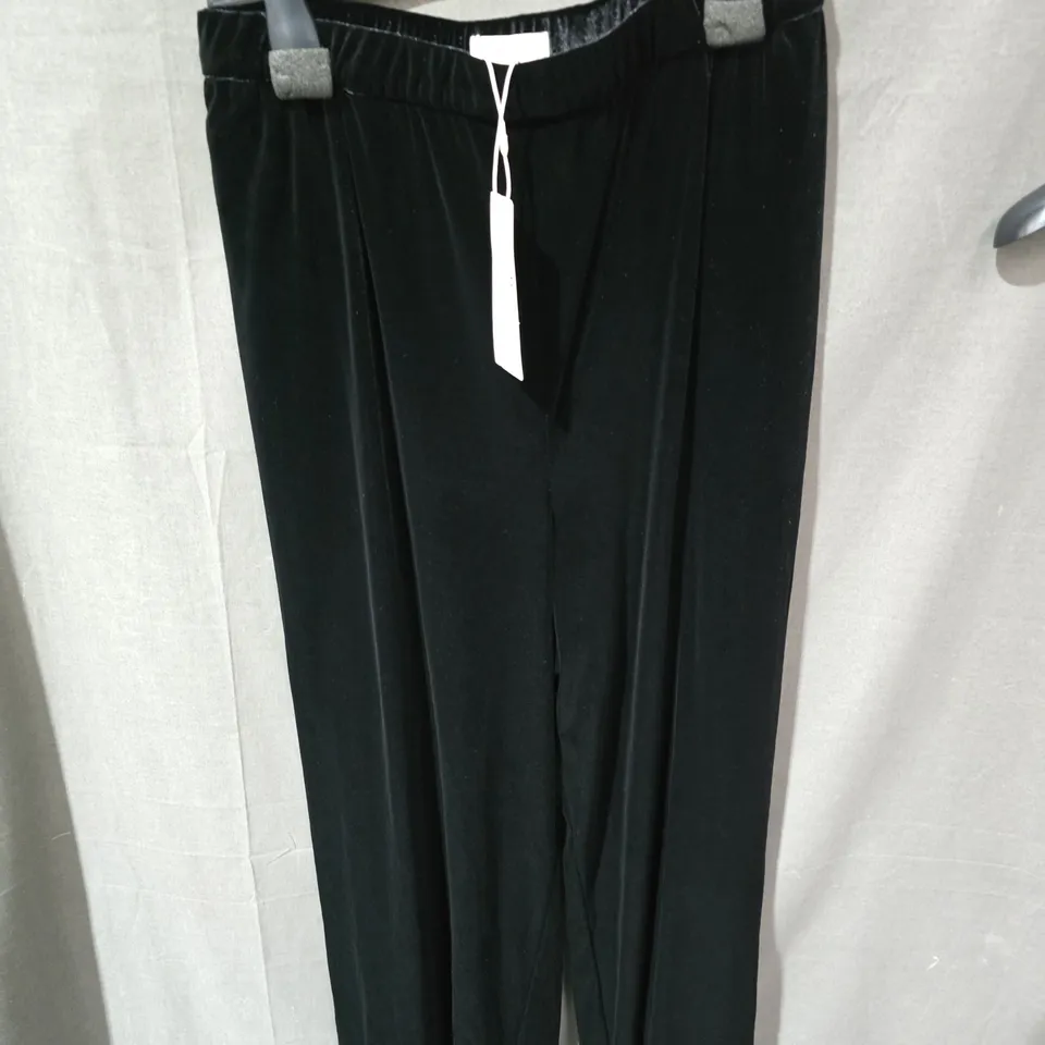 M&S WOMEN'S BLACK VELVET WIDE-LEG TROUSERS, UK 22
