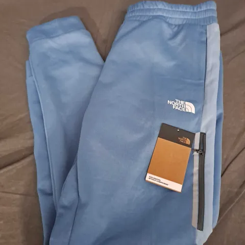 THE NORTH FACE KAVEH JOGGERS IN BLUE/GREY - LARGE