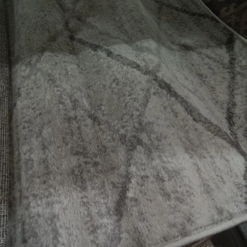 HELEN POWER LOOM GREY/OFF-WHITE RUG 3'X5'