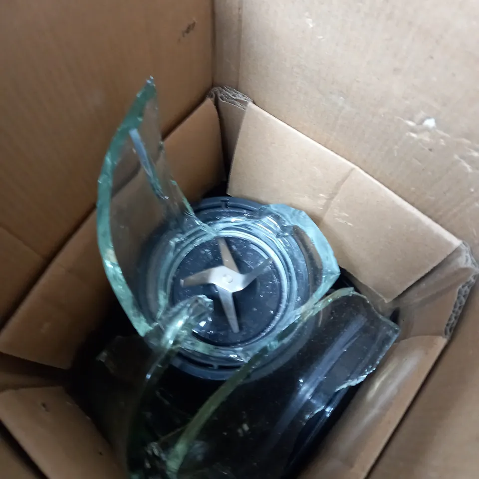 BOXED MORPHY RICHARDS GLASS BLENDER 
