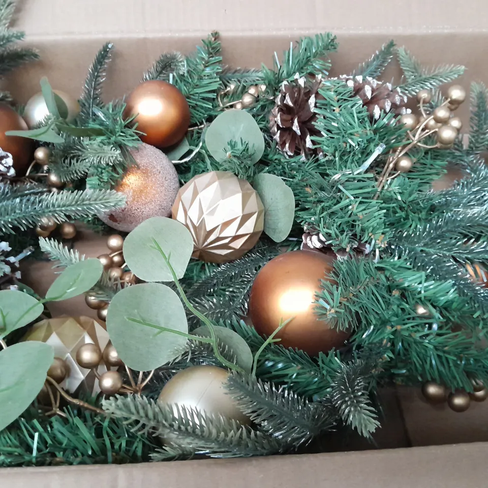 6FT COPPER AND GOLD PRE LIT GARLAND RRP £32.99