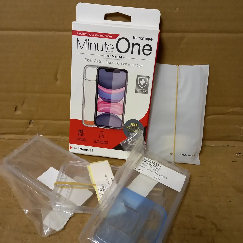 LOT OF 5 CLEAR CASES INCLUDING 1 FOR IPHONE 11 AND 4 FOR IPHONE SE (2020)/8/7