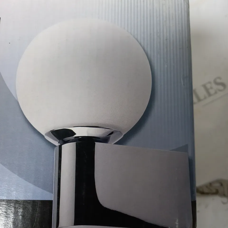 BOXED LEDS C4 ORION 1 LIGHT VANITY LIGHT