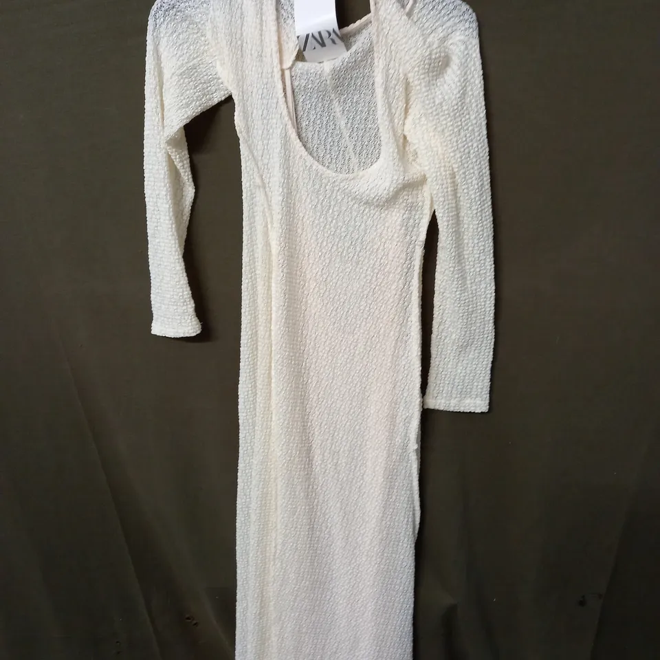 SMALL CREAM ZARA DRESS 