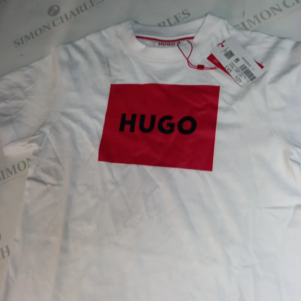 HUGO BOSS LOGO T-SHIRT SIZE 10 YEARS