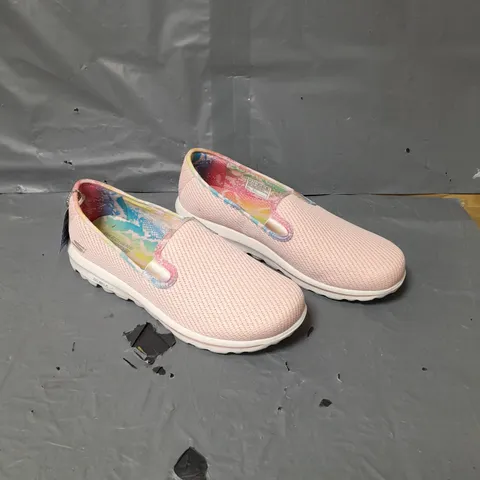 SKECHERS GO WALK TRAINERS LIGHT PINK SIZE 6