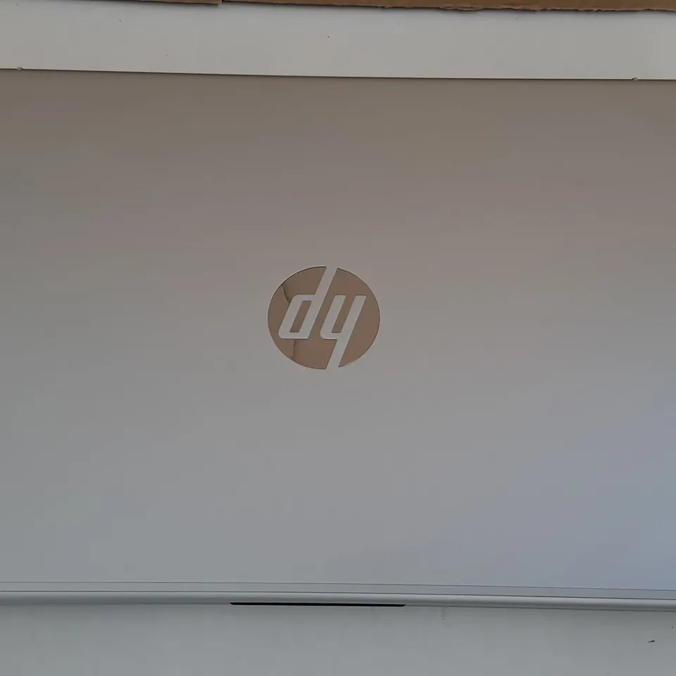 UNBOXED HP 14-EP0522SA INTEL CORE I3 LAPTOP IN SILVER