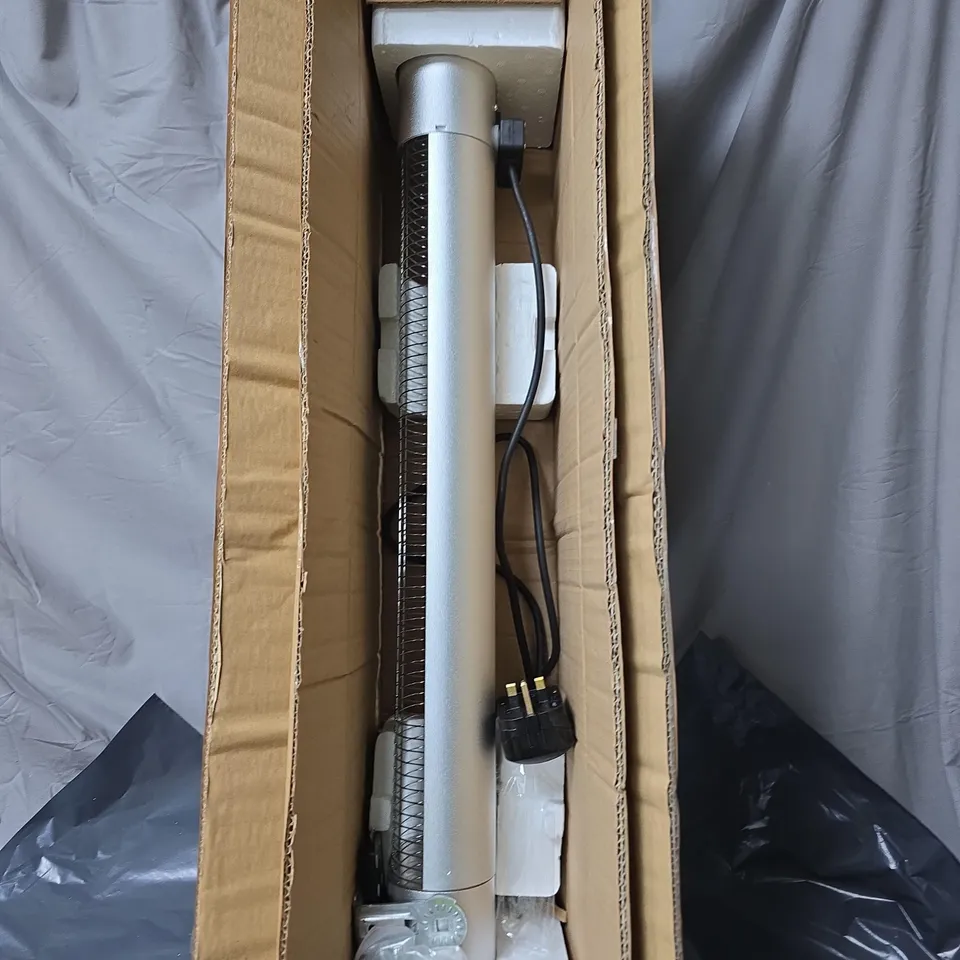 BOXED BLUMFELDT DARK WAVE PATIO HEATER 