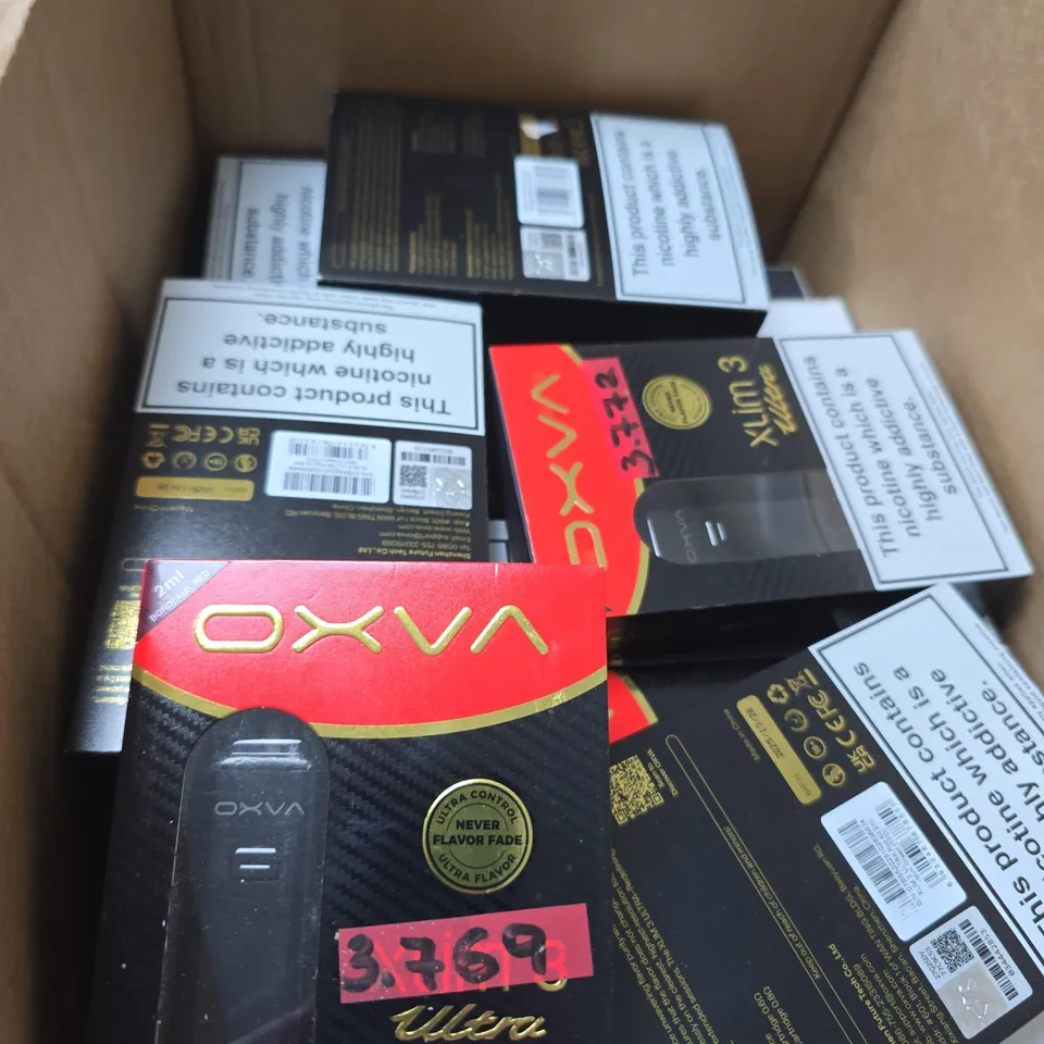 BOX OF APPROXIMATELY 30 ASSORTED OXVA E CIG ITEMS 