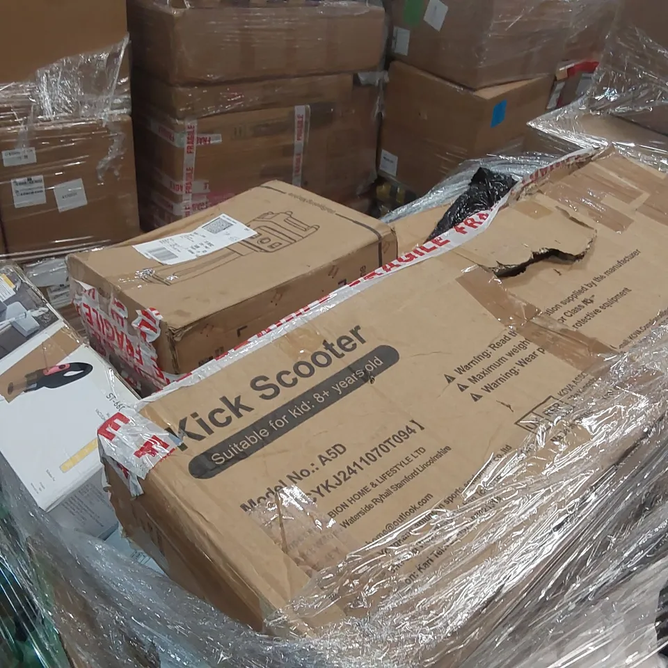 PALLET CONTAINING A LARGE QUANTITY OF ASSORTED CONSUMER PRODUCTS INCLUDING: RETRACTABLE AWNINGS, BLENDER, KICK SCOOTER, VACUUM CLEANER ECT