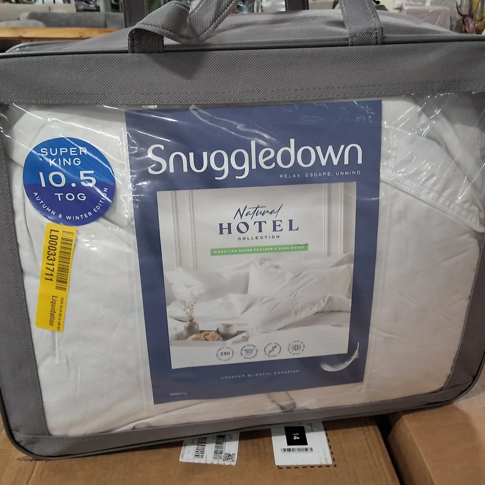 SNUGGLEDOWN NATURAL HOTEL COLLECTION SIGNATURE GOOSE FEATHER & DOWN DUVET