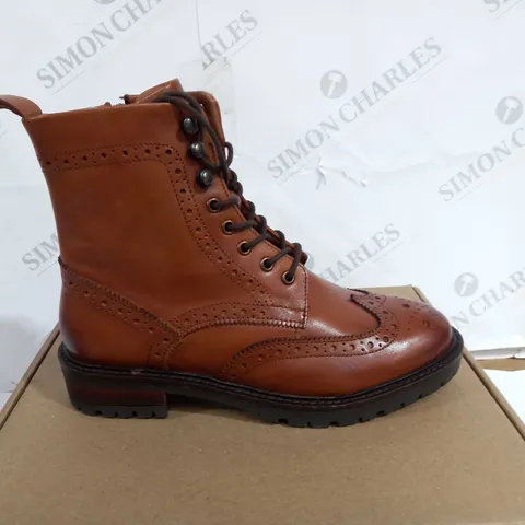 DUNE BROGUE DETIAL ANKLE BOOTS IN TAN LEATHER - UK 4