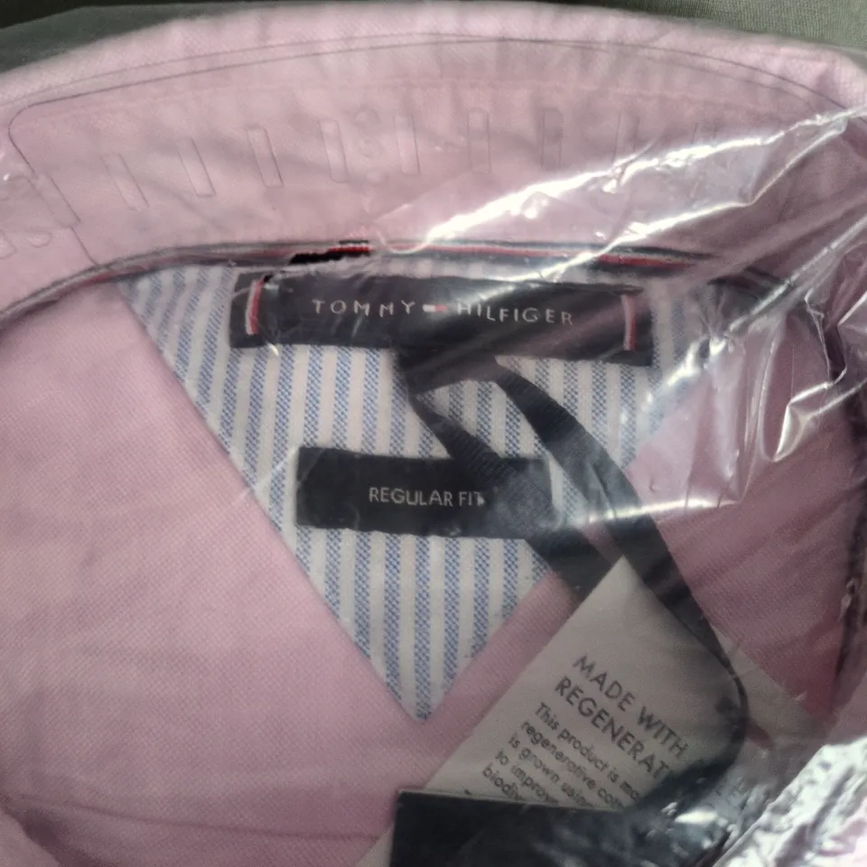 TOMMY HILFIGER SOLID HERITAGE OXFORD RF SHIRT – ROSE PETAL, REGULAR FIT, M