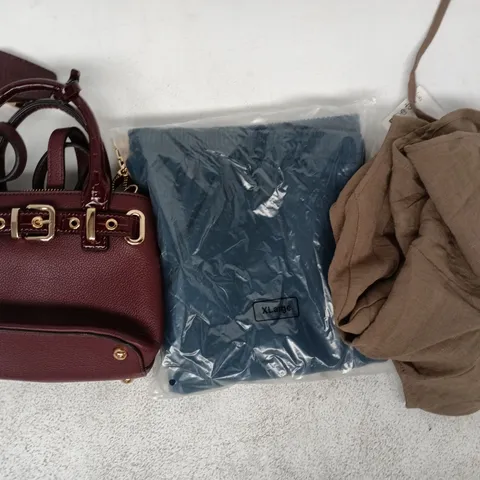 APPROXIMATELY 20 ASSORTED CLOTHING AND FASHION PRODUCTS IN VARIOUS STYLES AND SIZES - COLLECTION ONLY