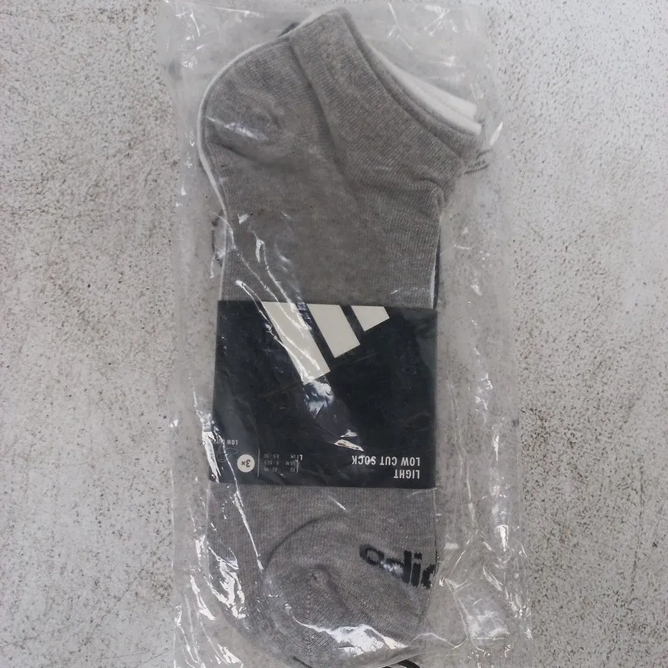 BAGGED ADIDAS THIN LINEAR LOW CUT SOCKS (3-PAIRS) IN BLACK/WHITE/GREY SIZE 8.5-10