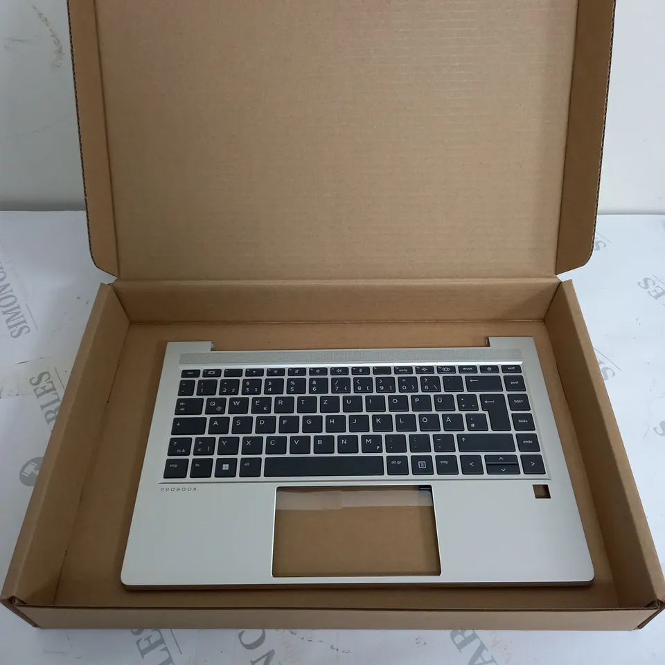 HP M23770-041 LAPTOP SPARE PART KEYBOARD